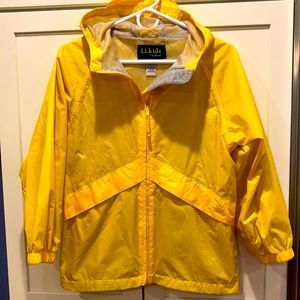 LL Bean Kids Raincoat M 10-12 EUC